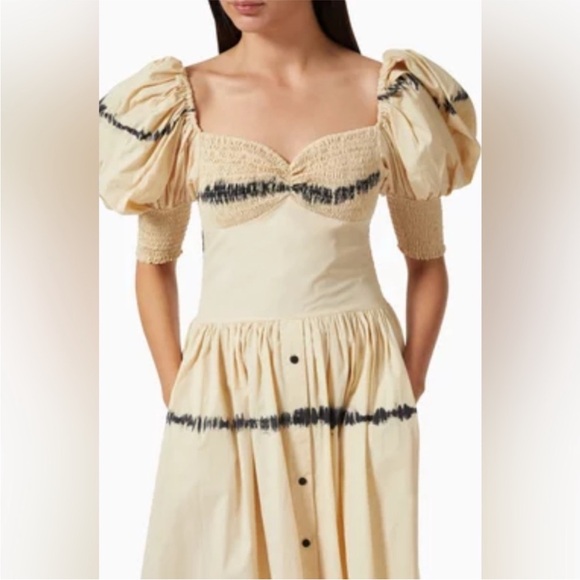 Elegant Puff Sleeve Midi Dress in Cream and Black - Picture 4 of 6